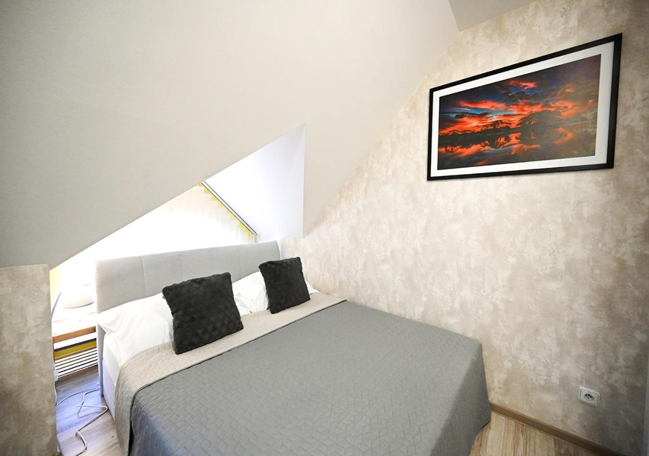 Penzion Pri Parku Trenčín Extérieur photo